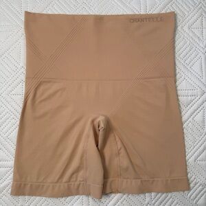 Chantelle Slimming Shapewear Shorts Size M In Nude
